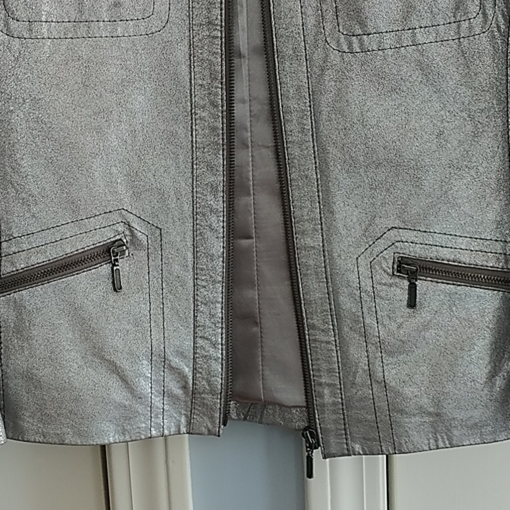 Chico's Silver Metallic Genuine Leather Moto Jacket Chico's 1 (US 8/10) - Picture 8 of 12